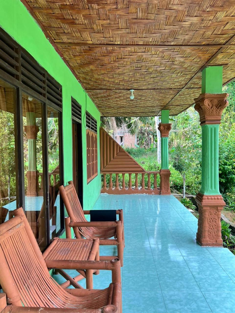 Wisma Batu Mandi Bukit Lawang Extérieur photo