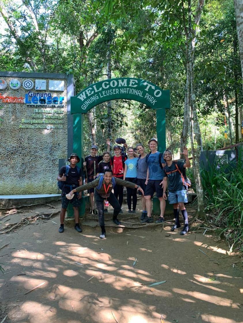 Wisma Batu Mandi Bukit Lawang Extérieur photo
